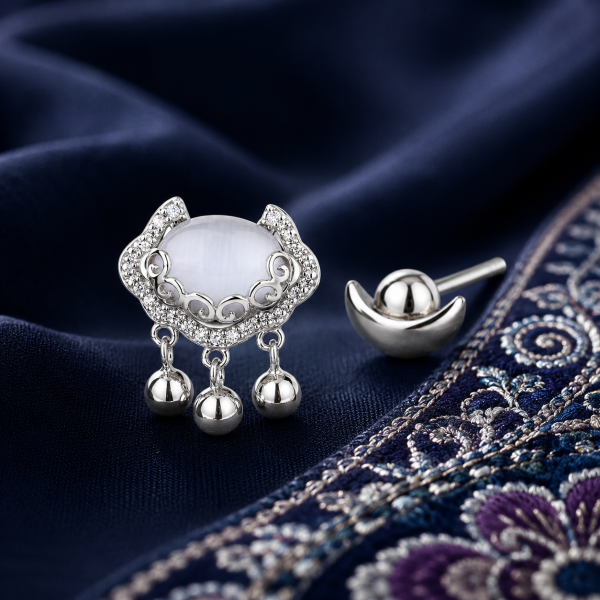 LUNE-Miao Ethnic Lock Safety Bell Stud Earrings